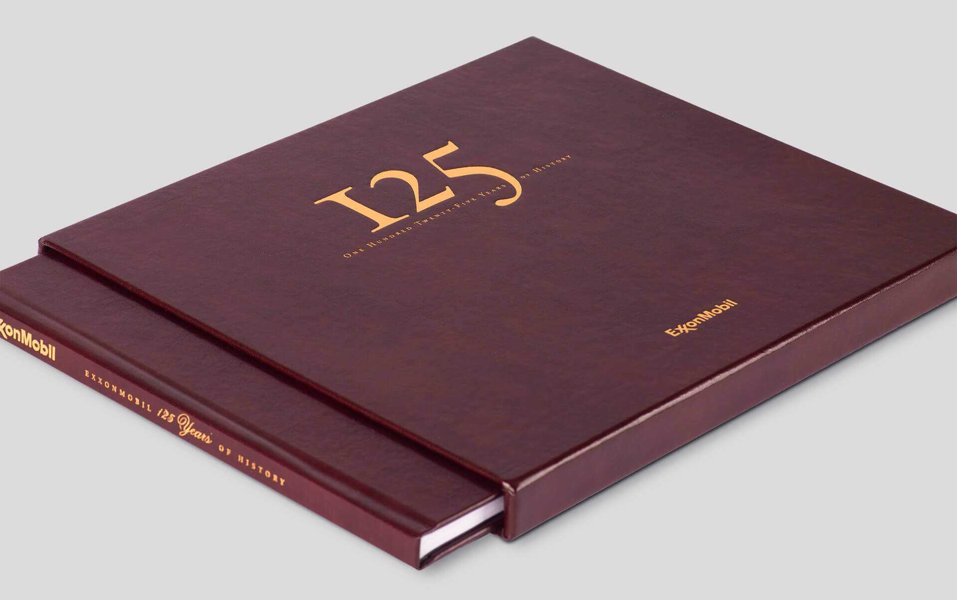 集團(tuán)策劃紀(jì)念畫冊多少錢一頁